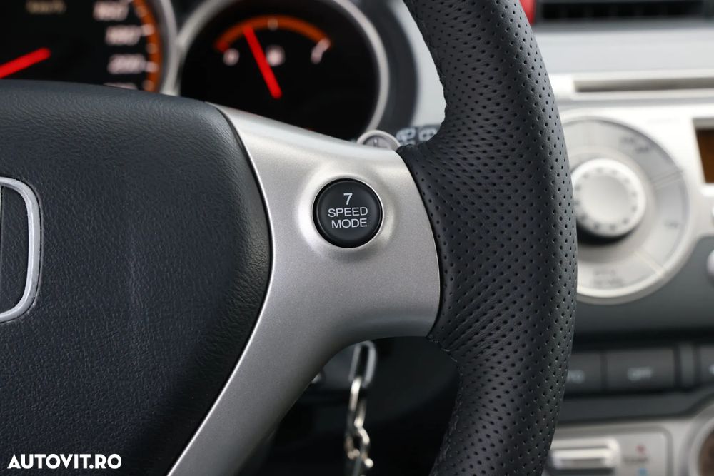 Honda Jazz 1.4i AT - 31
