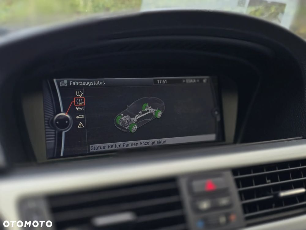 BMW Seria 3 318i - 32