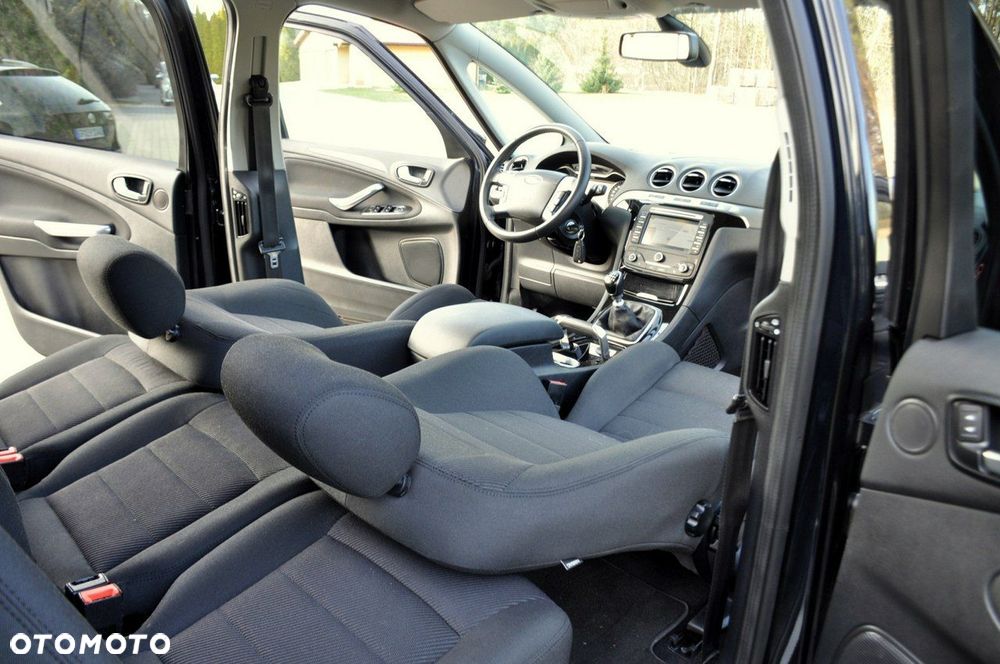 Ford S-Max - 23