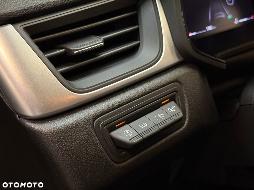 Renault Captur - 31