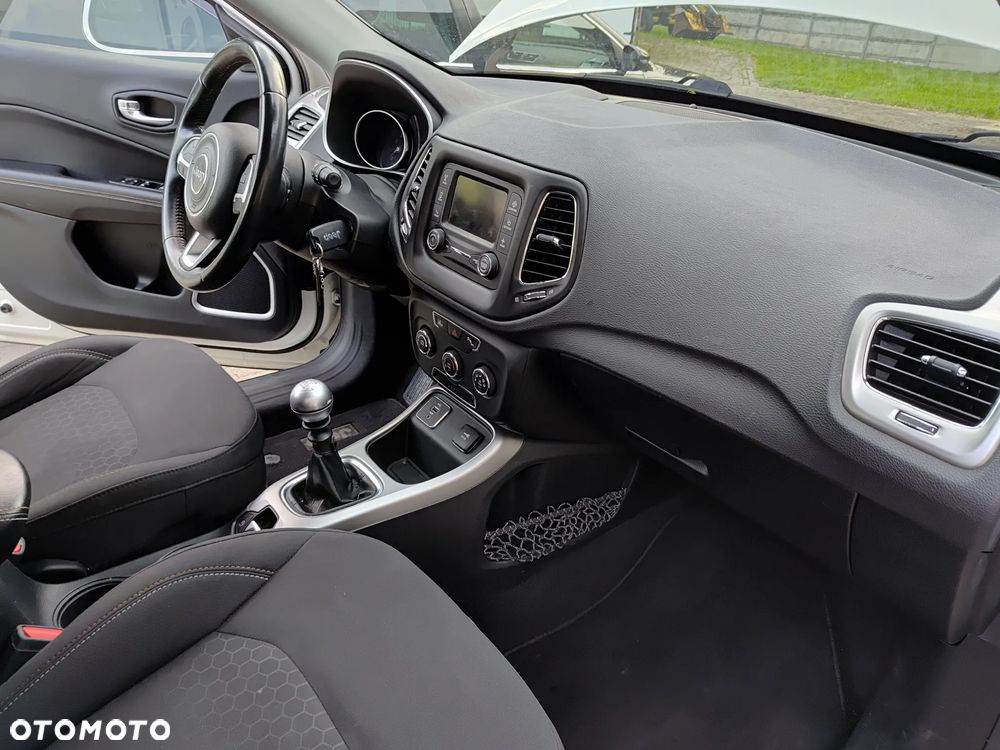 Jeep Compass 1.4 TMair Longitude FWD S&S - 8