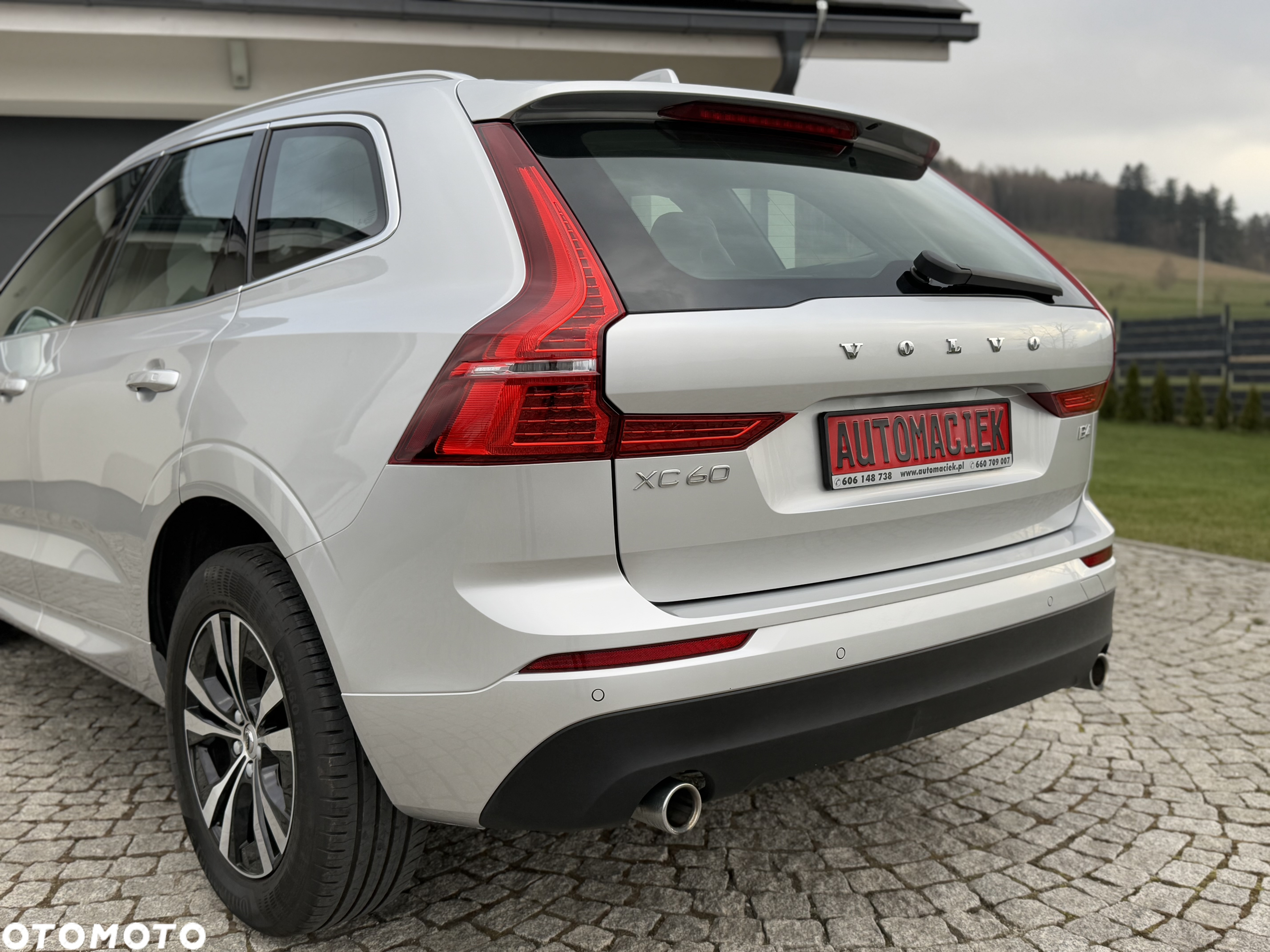 Volvo XC 60 B4 D Geartronic Momentum Pro - 13