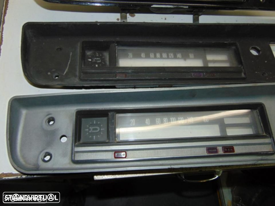 Datsun 1200 frente do tablier - 4