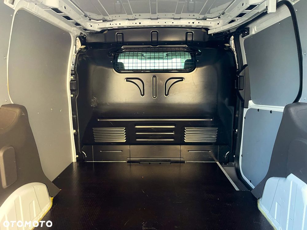 Ford Transit Connect - 14