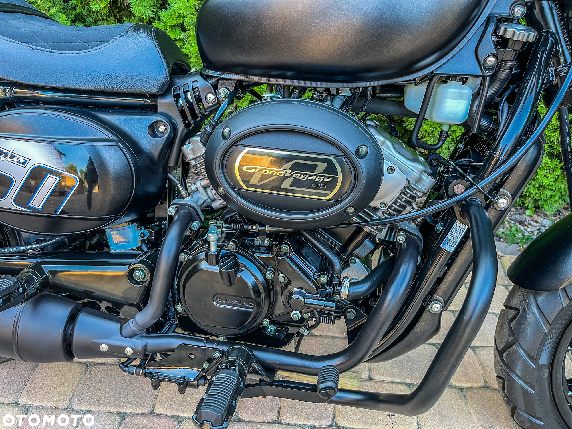 Hyosung GV - 9