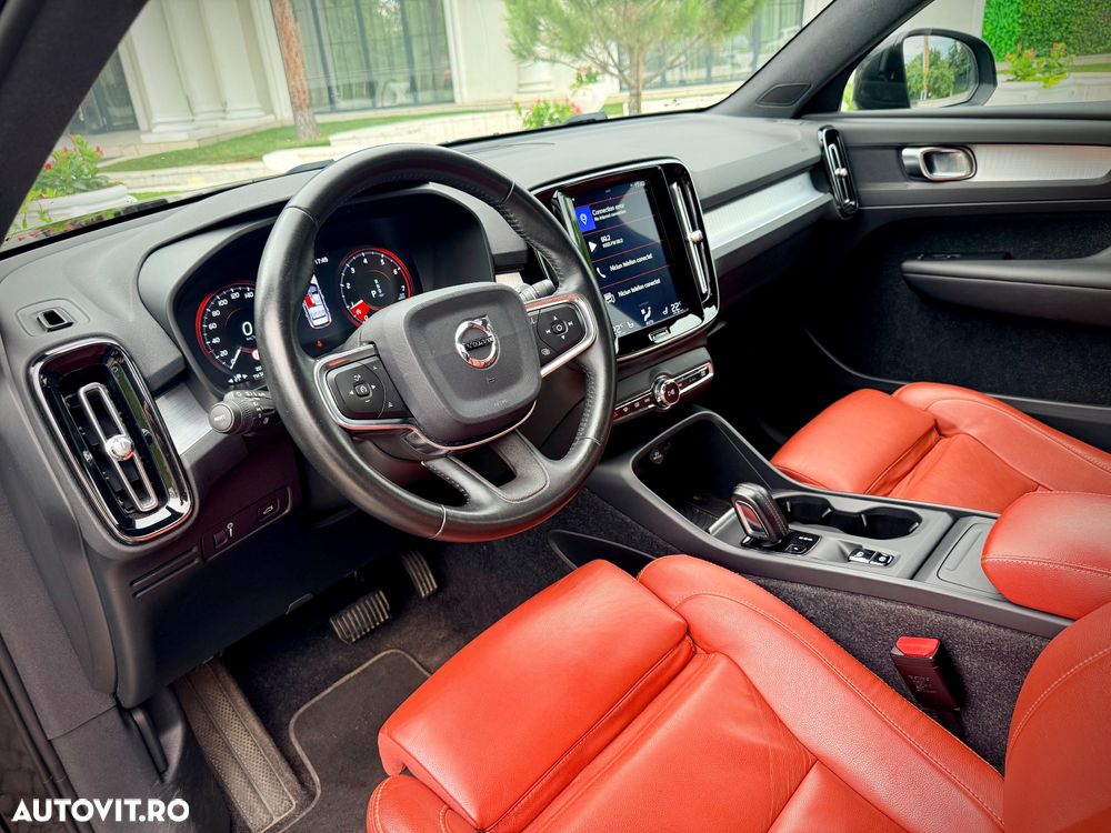 Volvo XC 40 T5 AWD Geartronic Momentum Pro - 7