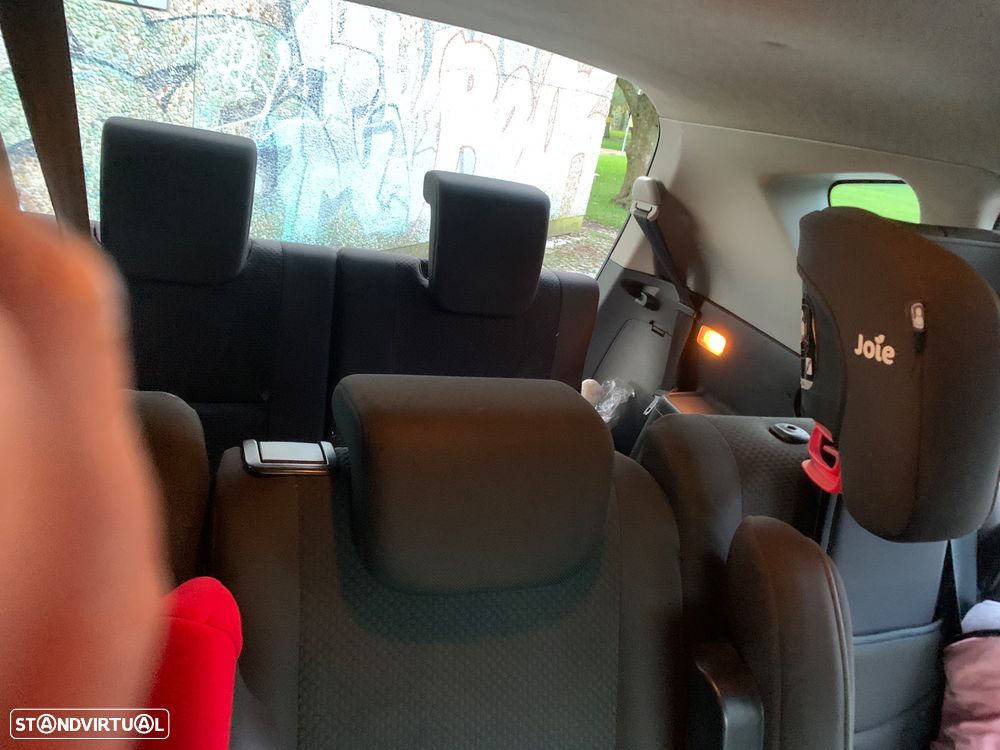 Toyota Corolla Verso 2.0 D-4D - 9