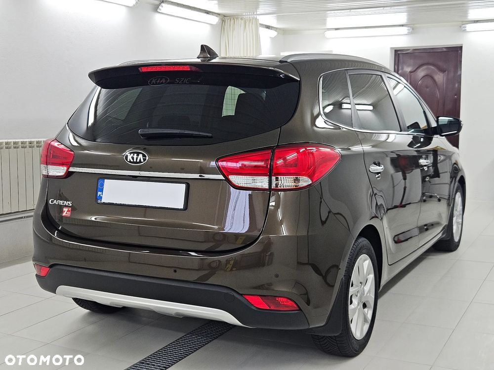 Kia Carens 1.6 GDI Business Line EU6 - 4