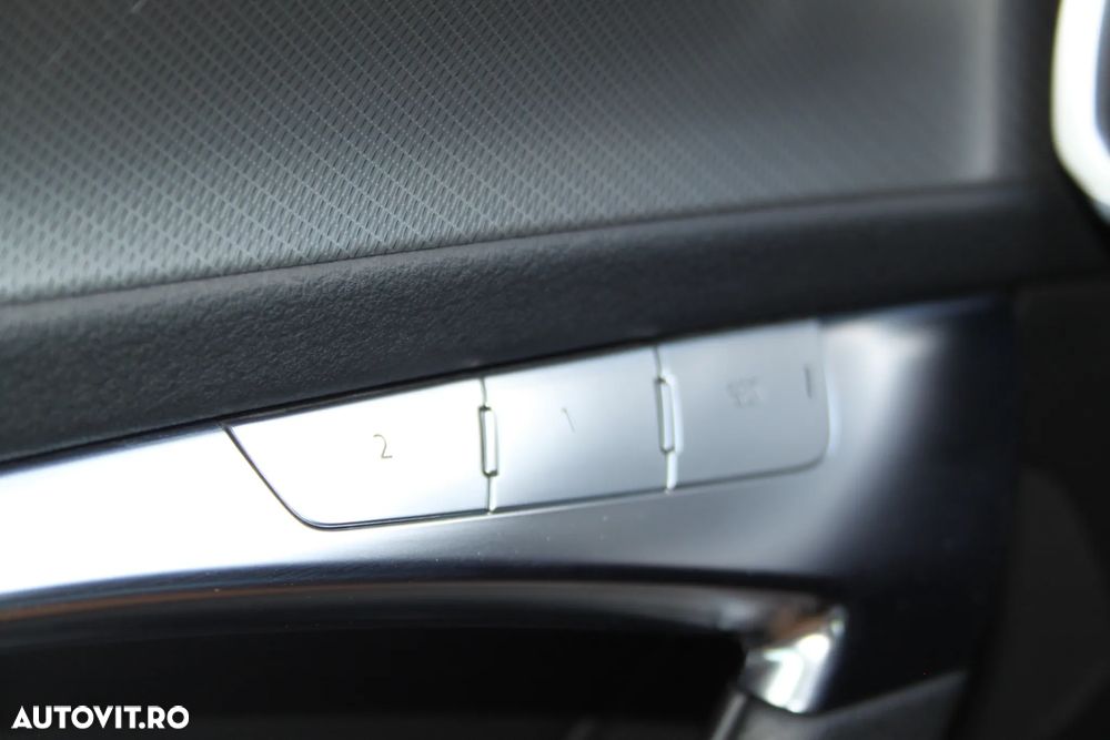 Audi A6 Limuzina 2.0 40 TDI S tronic Design - 29