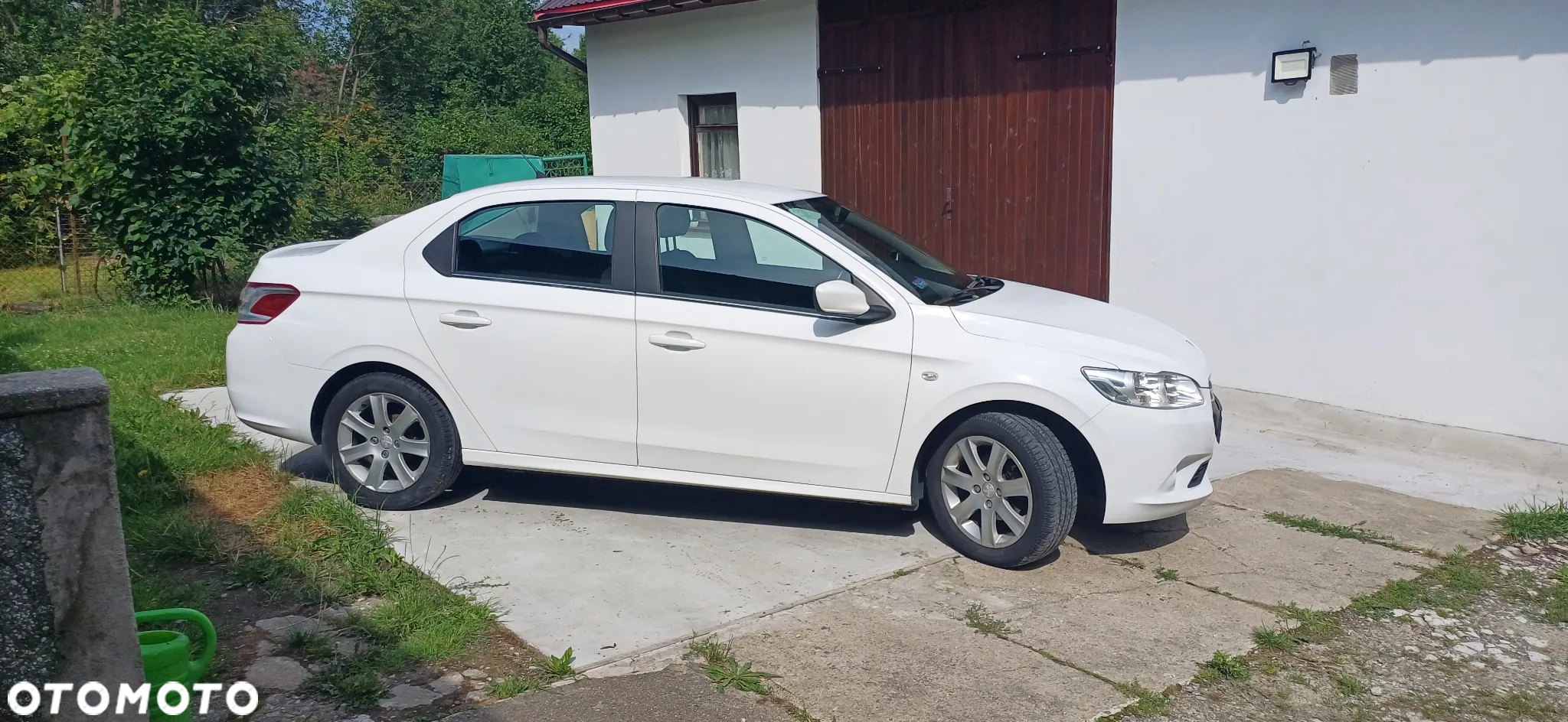 Peugeot 301 1.6 VTi Allure - 8