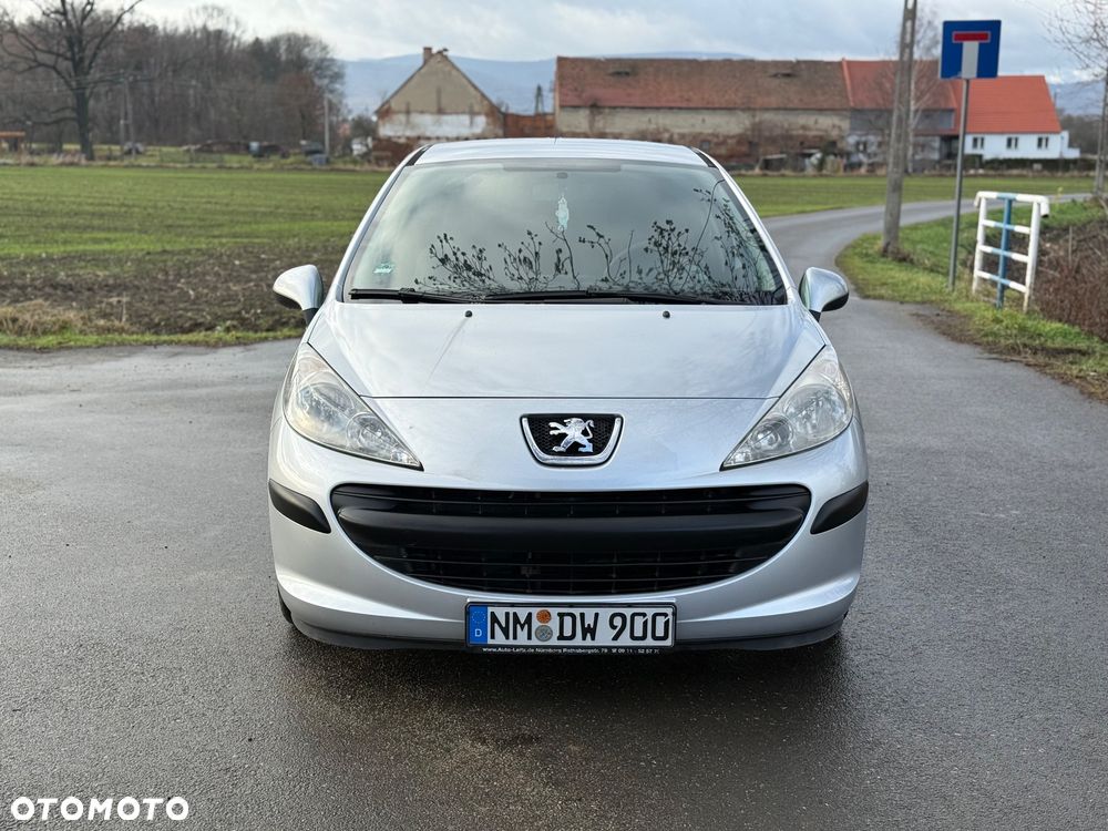 Peugeot 207 - 9