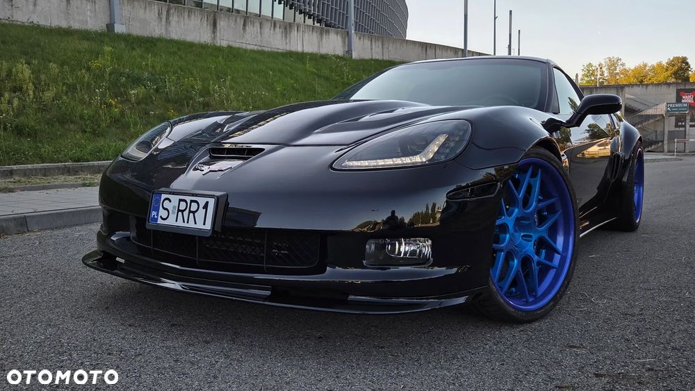 Chevrolet Corvette - 5