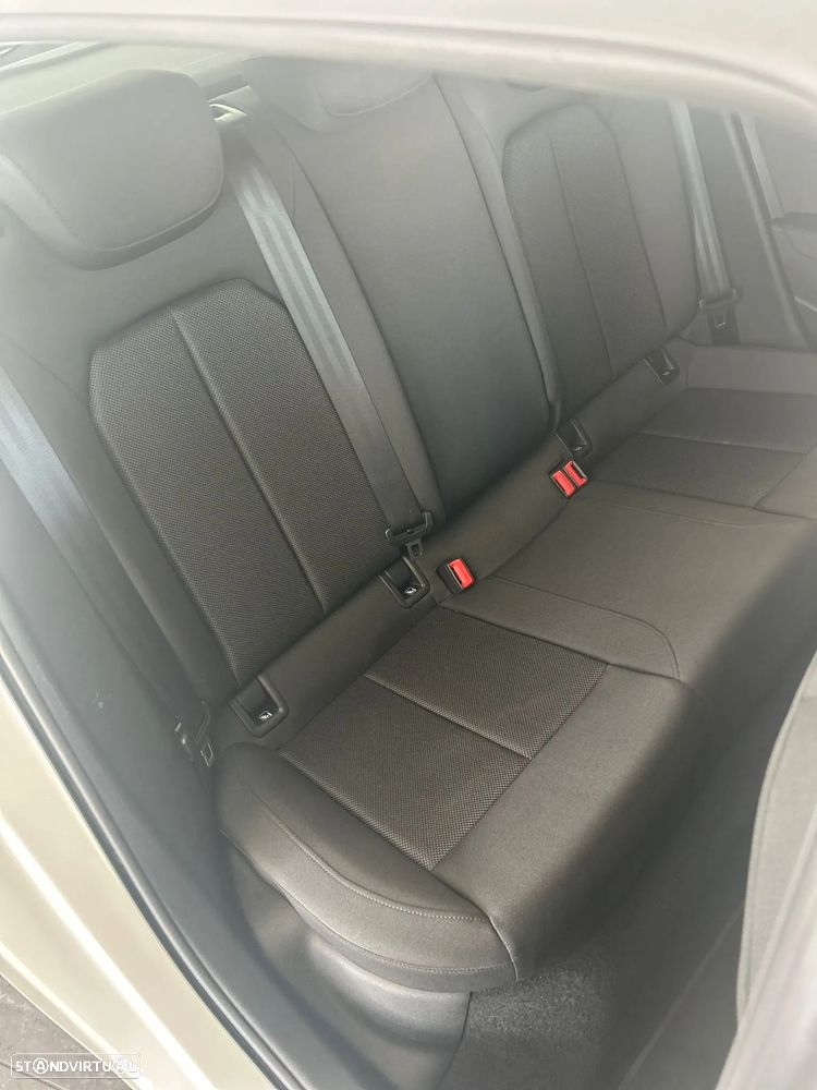 Audi A3 Sportback 30 TDI S tronic - 9