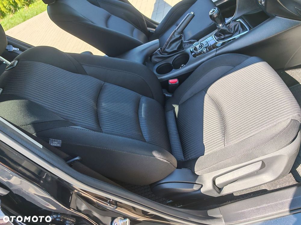 Mazda 3 SKYACTIV-D 105 Exclusive-Line - 29