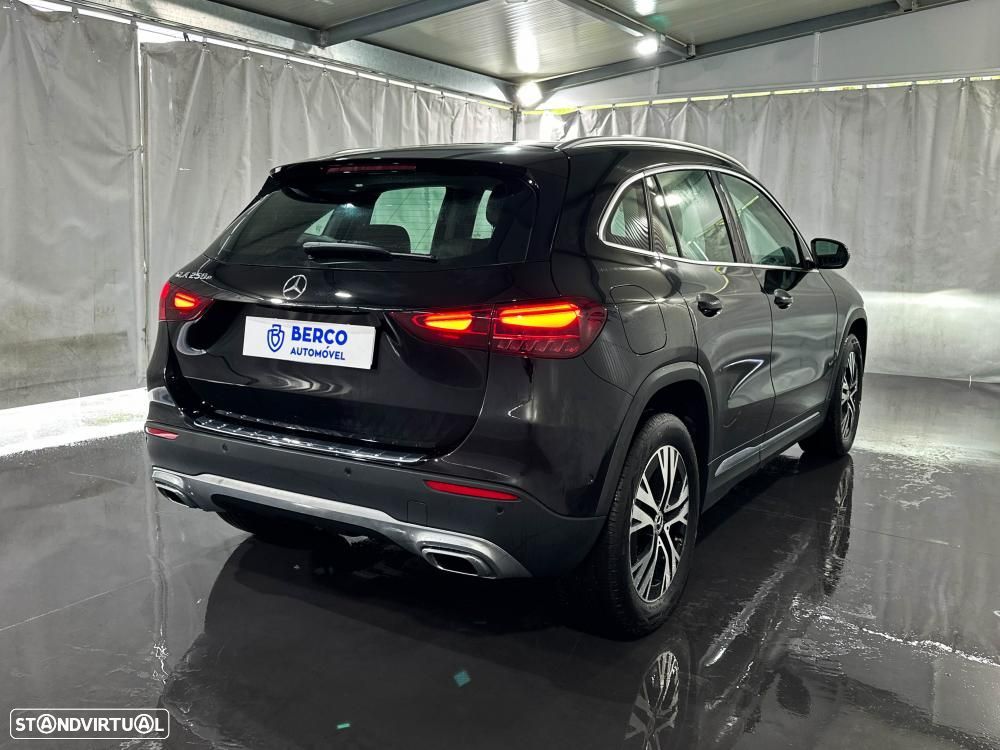 Mercedes-Benz GLA 250 e 8G-DCT Progressive - 5