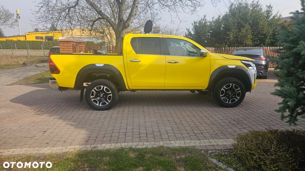 Toyota Hilux 2.8 D-4D Double Cab SR5 4x4 - 2