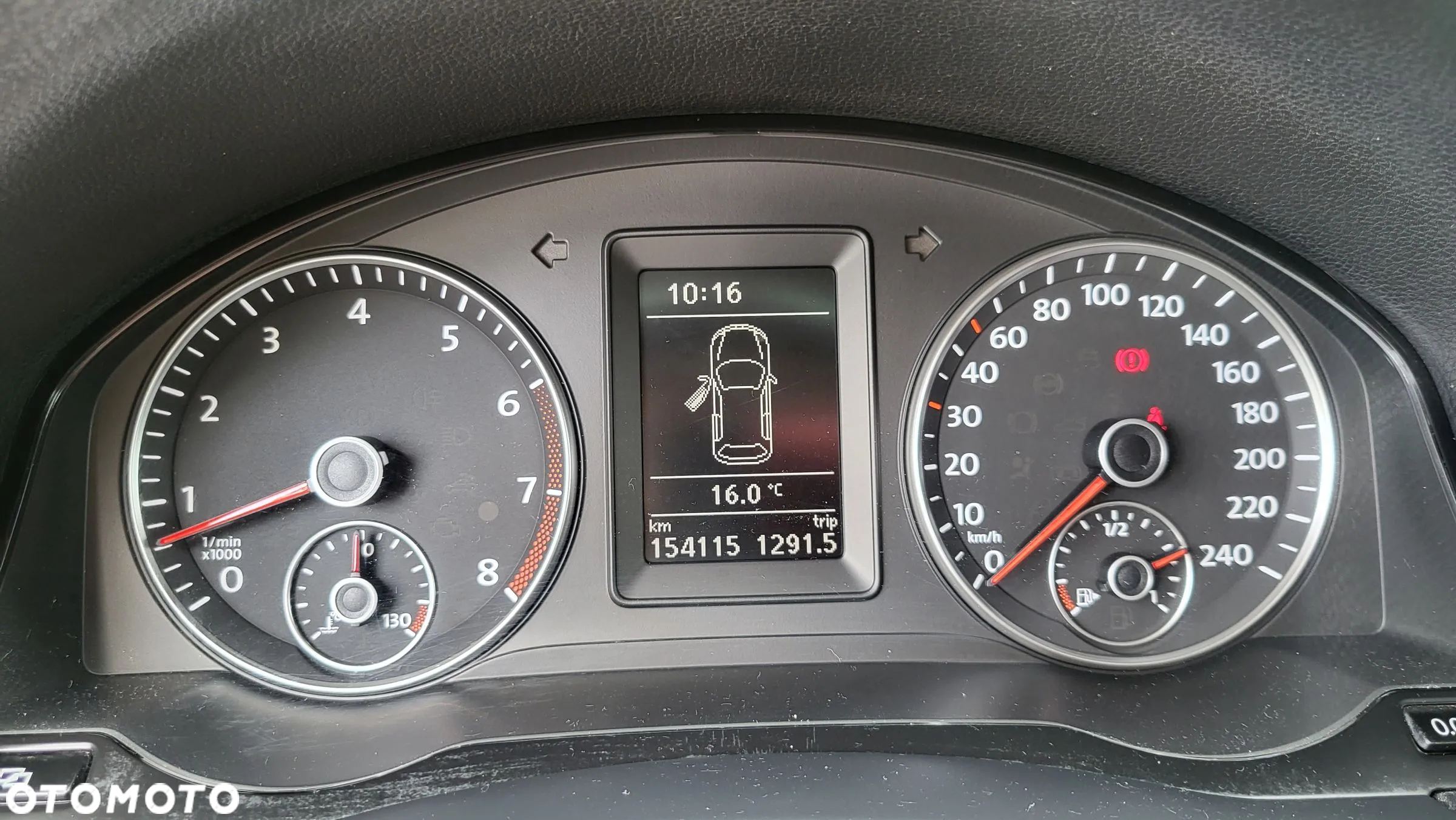Volkswagen Golf Plus 1.2 TSI BlueMot Comfortline - 32