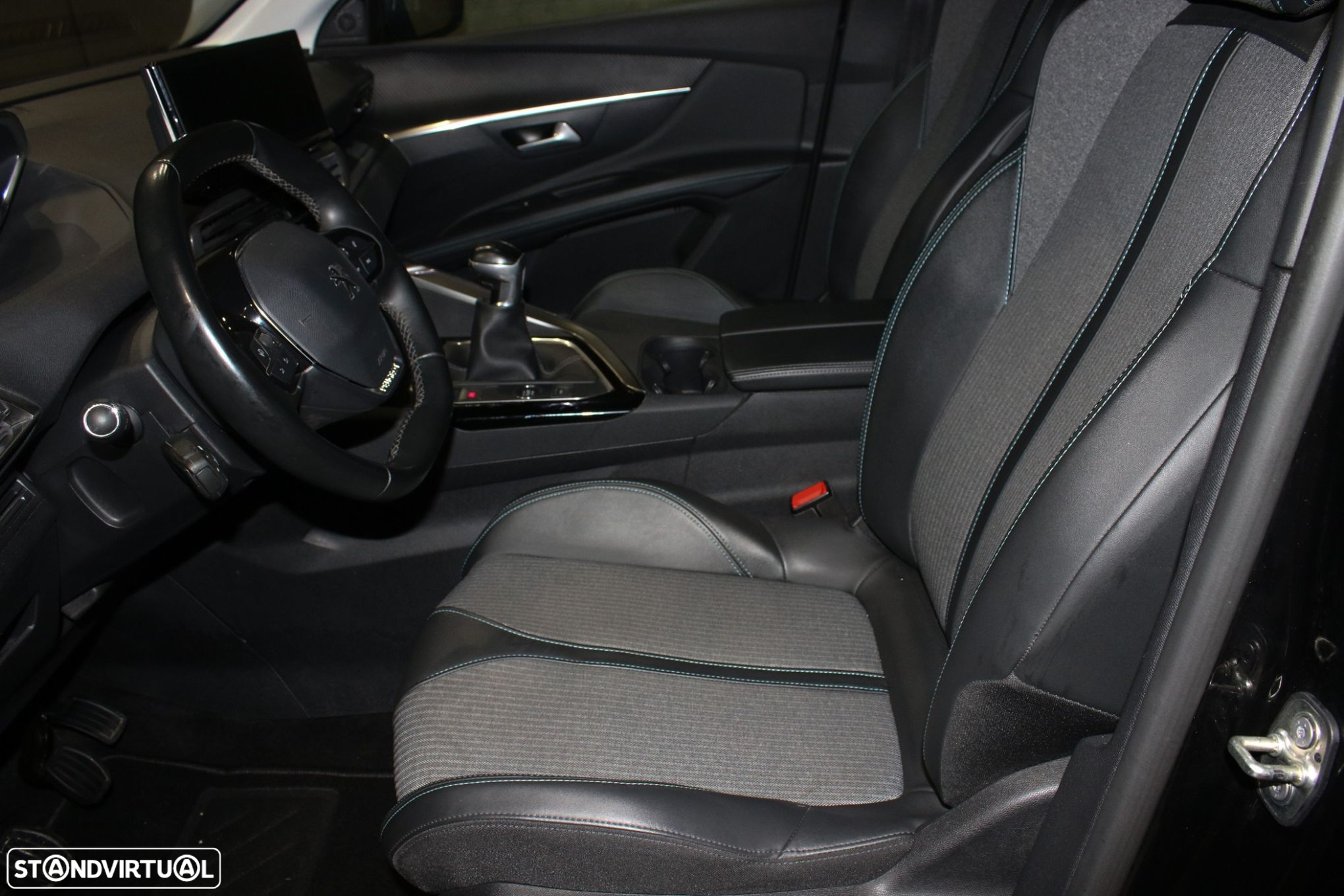 Peugeot 3008 1.2 PureTech Allure Pack - 43