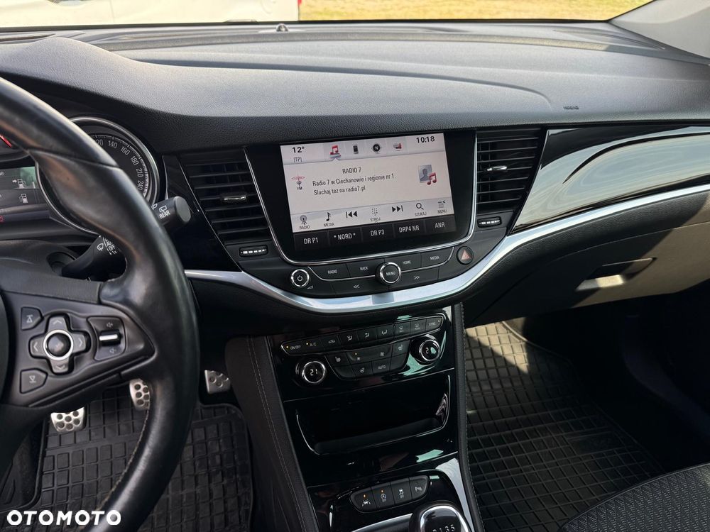 Opel Astra 1.4 T Dynamic - 9