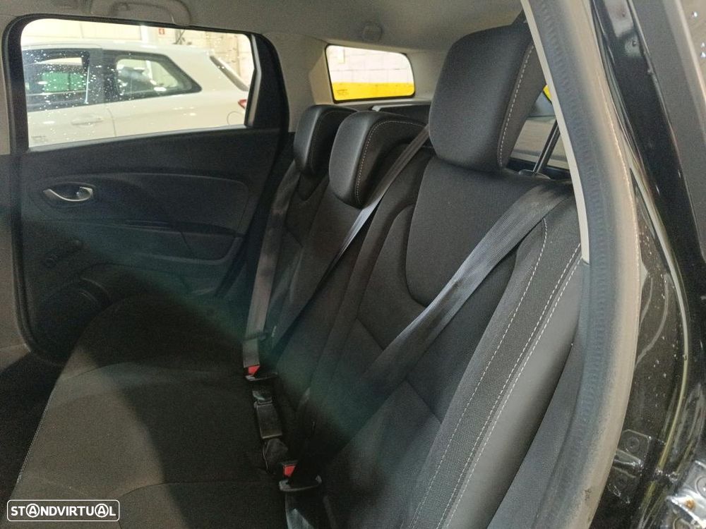 Renault Clio Sport Tourer 1.5 dCi GT Line - 8