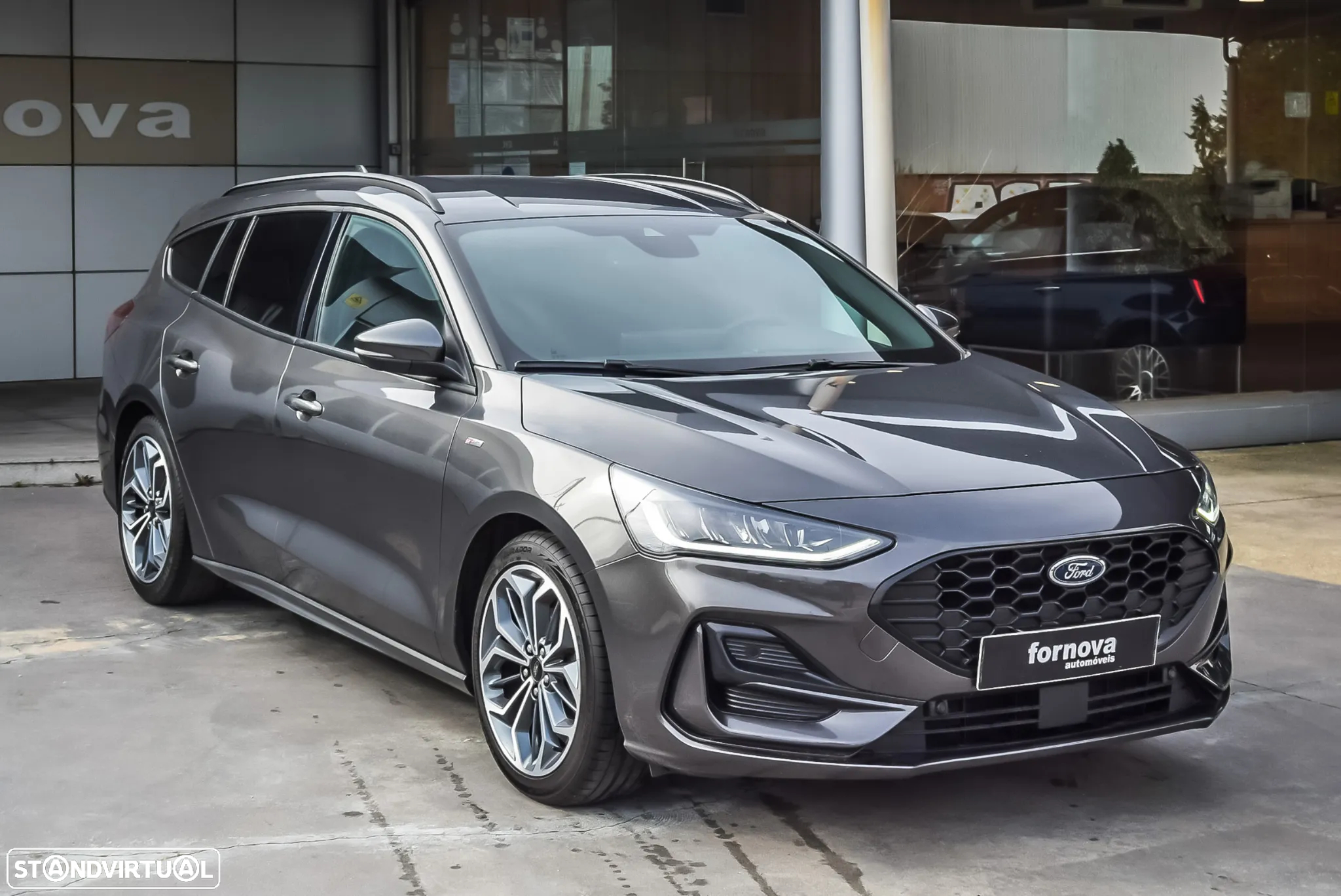 Ford Focus SW 1.0 EcoBoost MHEV ST-Line X Aut. - 4