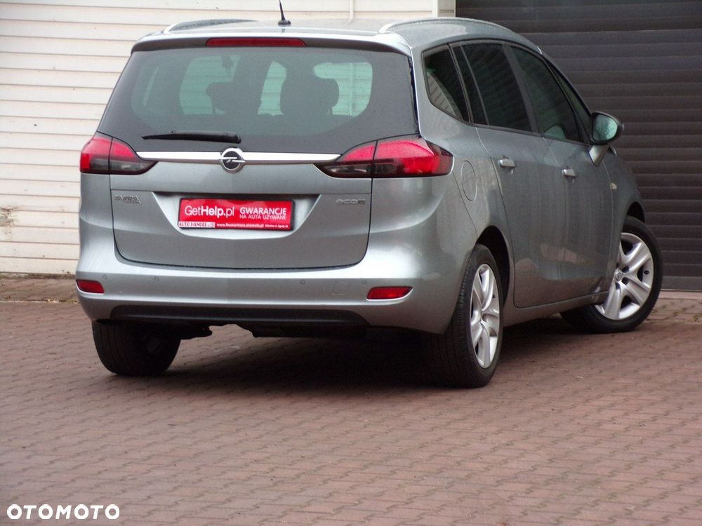 Opel Zafira - 11