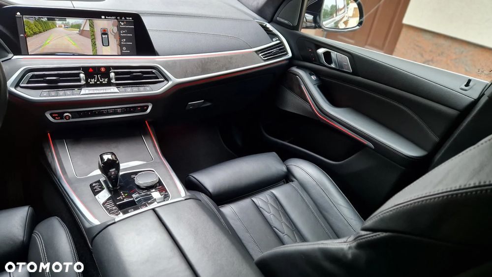 BMW X7 - 8