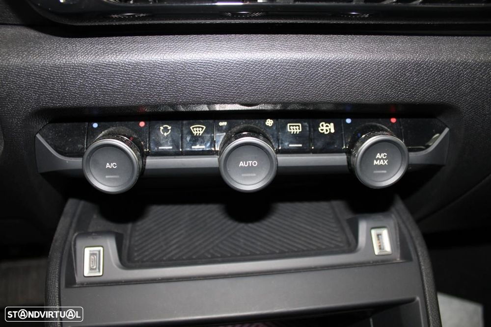 Citroën e-C4 50 kWh Plus - 19