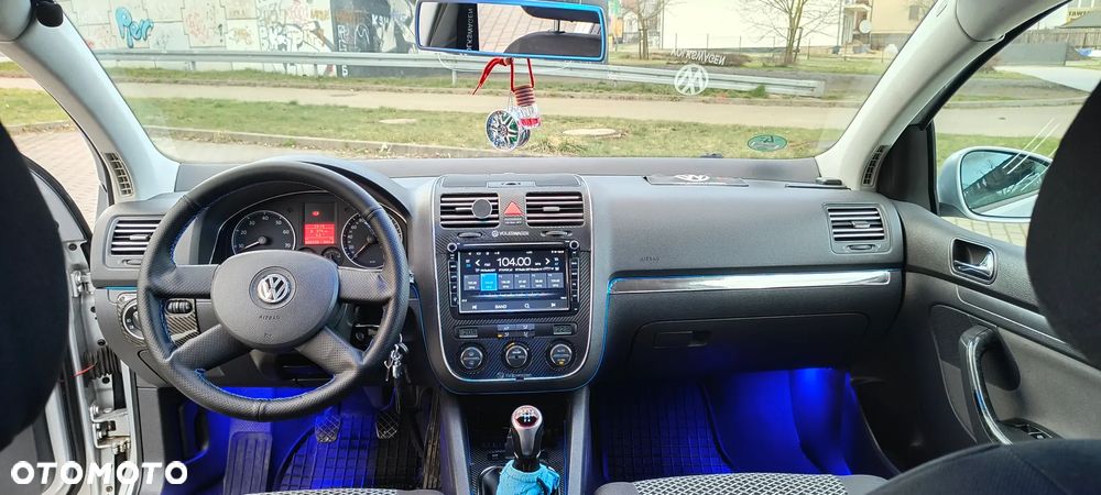 Volkswagen Golf 1.4 FSI Comfortline - 9