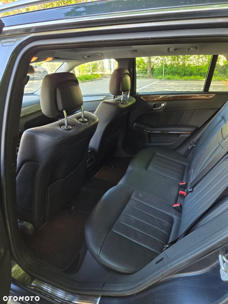 Mercedes-Benz Klasa E 350 CDI BlueEff Elegance - 16