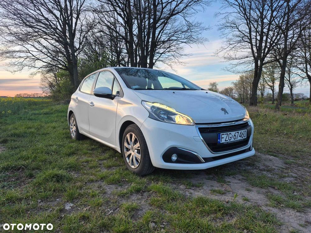 Peugeot 208 - 2
