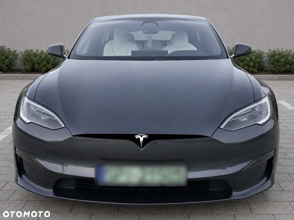 Tesla Model S AWD - 10