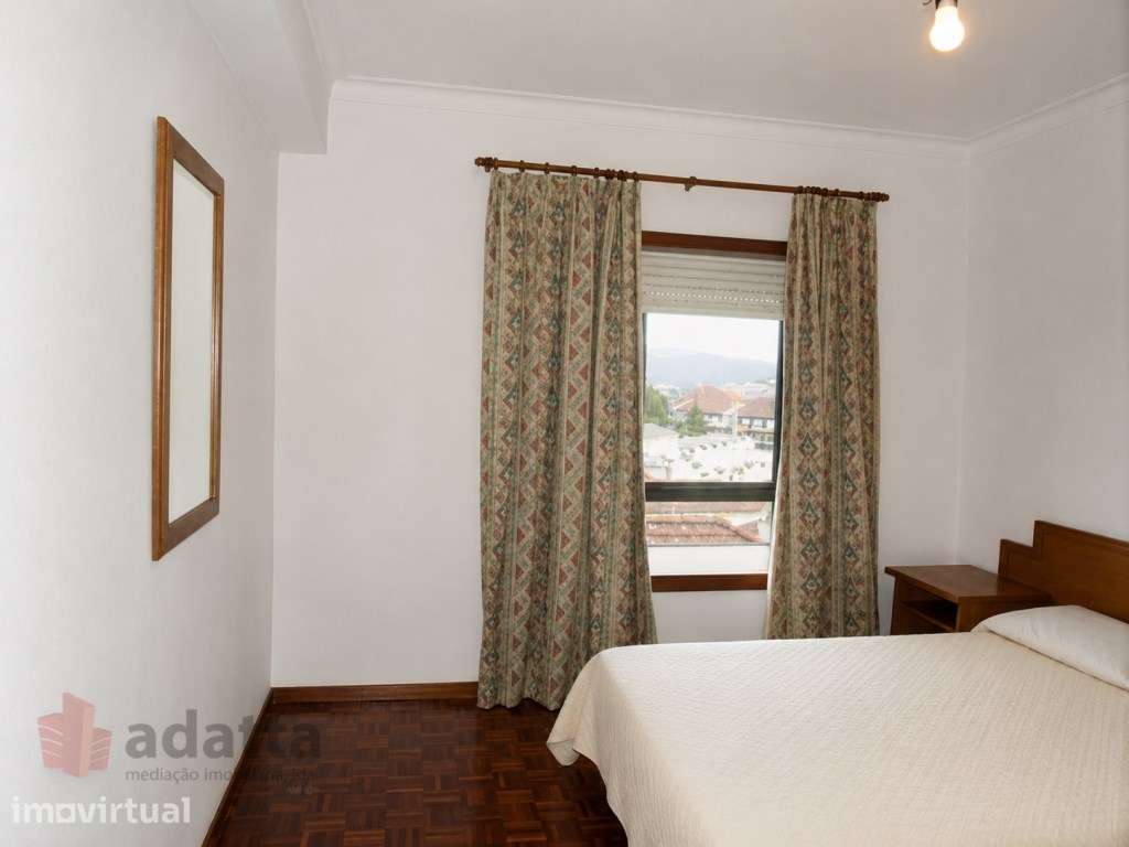 Apartamento T1 mobilado na Av. Dias da Silva [junto Faculdade de Ec... - Grande imagem: 3/9