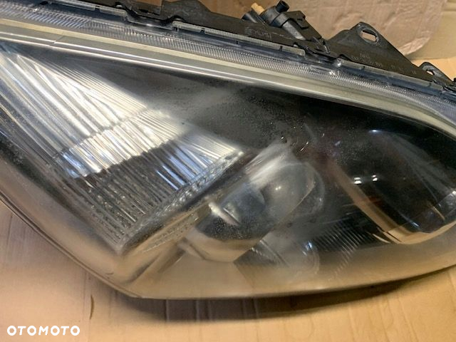 HONDA CR-V III LAMPA PRAWA ZWYKŁA 06r-11r EUROPA SOCZEWKA PRZÓD 3 - 9
