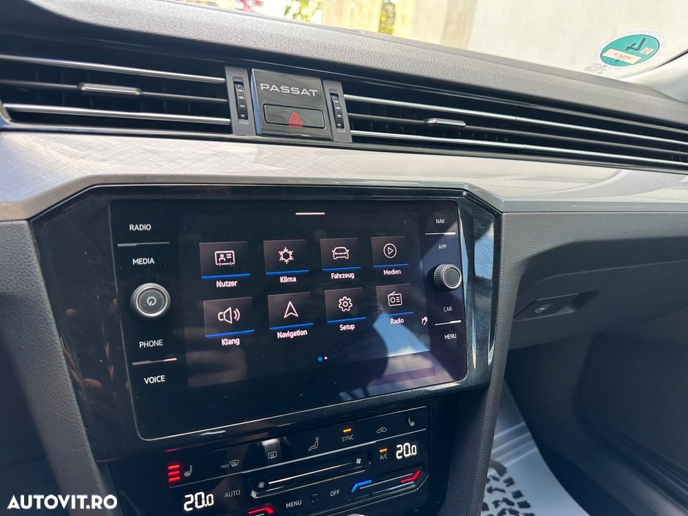 Volkswagen Passat - 23