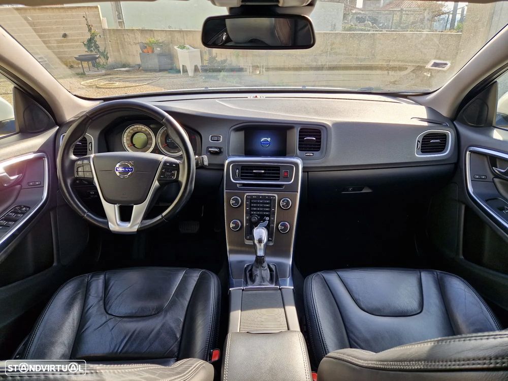 Volvo V60 2.0 D4 Summum Geartronic - 9