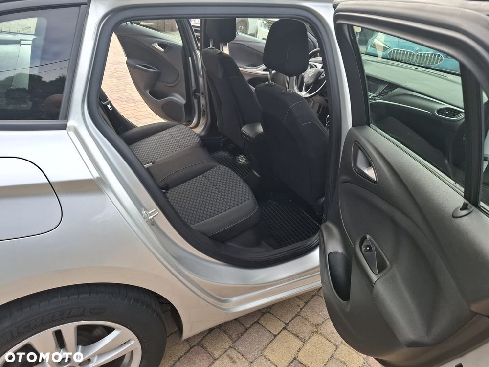 Opel Astra 1.2 T Edition S&S - 13