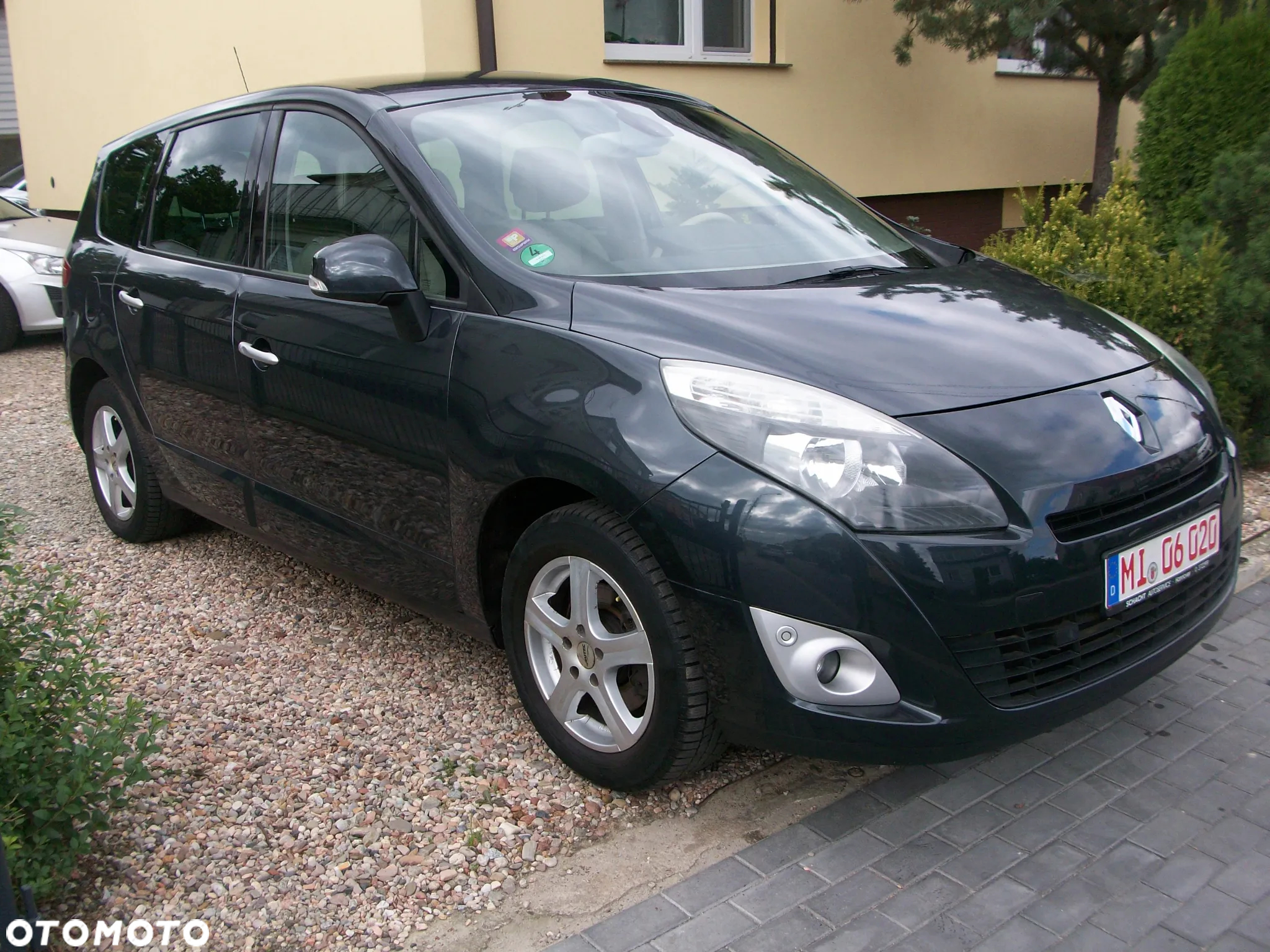 Renault Scenic 2.0 16V Bose Edition CVT - 4