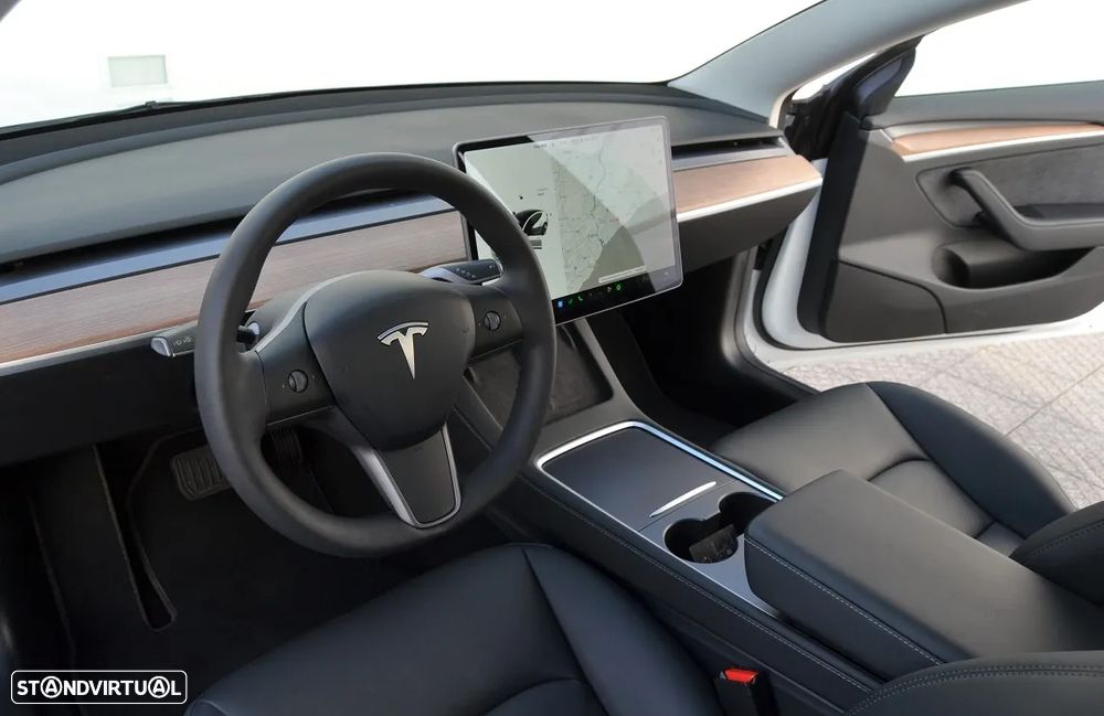 Tesla Model 3 Standard RWD Plus - 17
