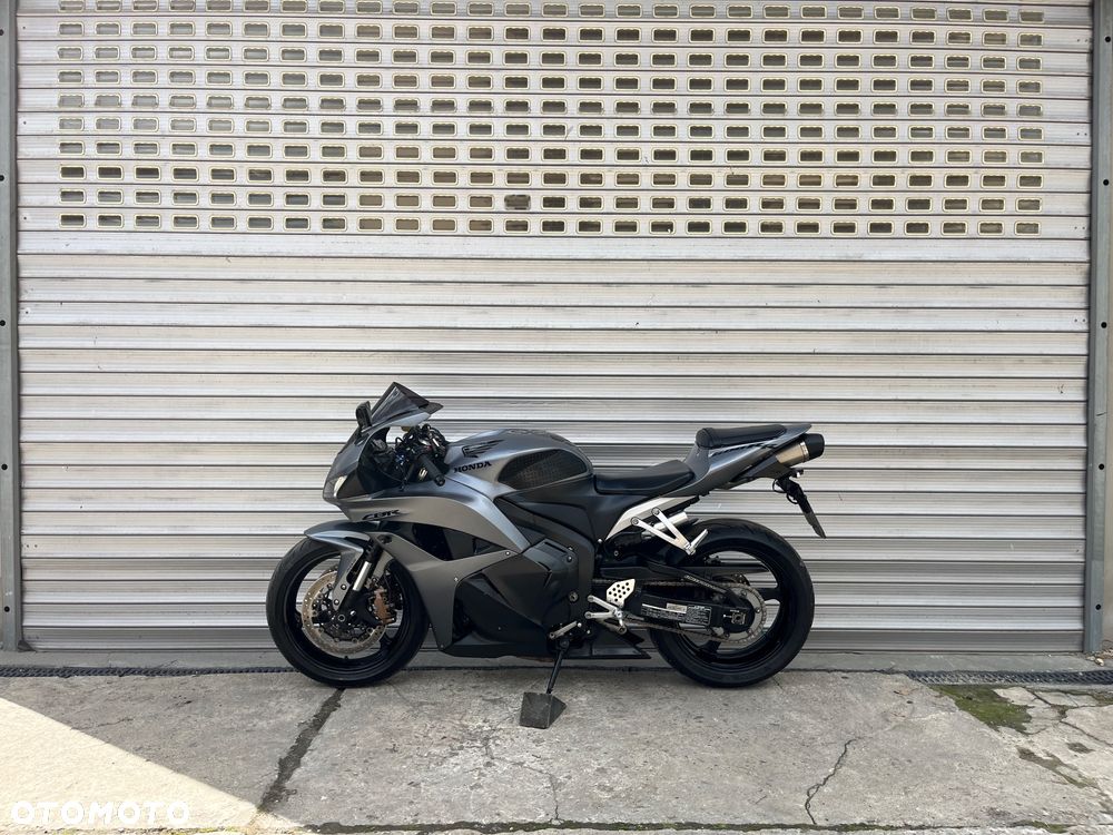 Honda CBR - 2