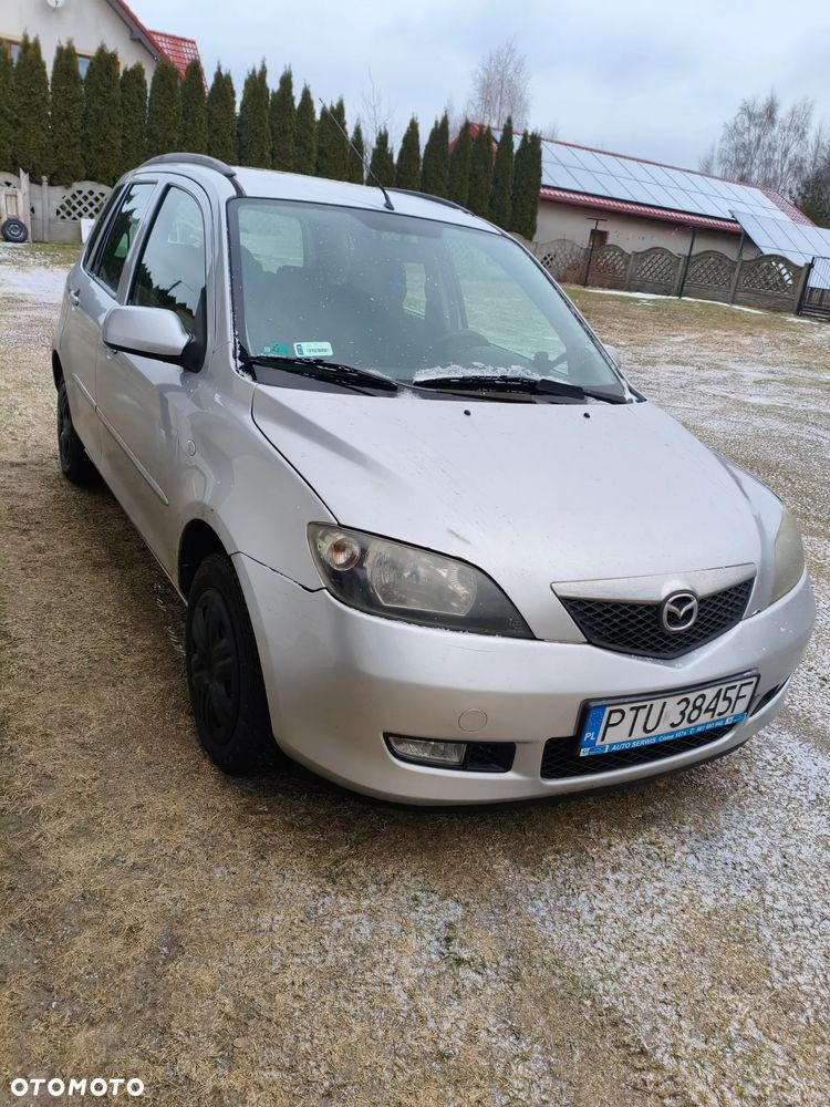Mazda 2 - 8