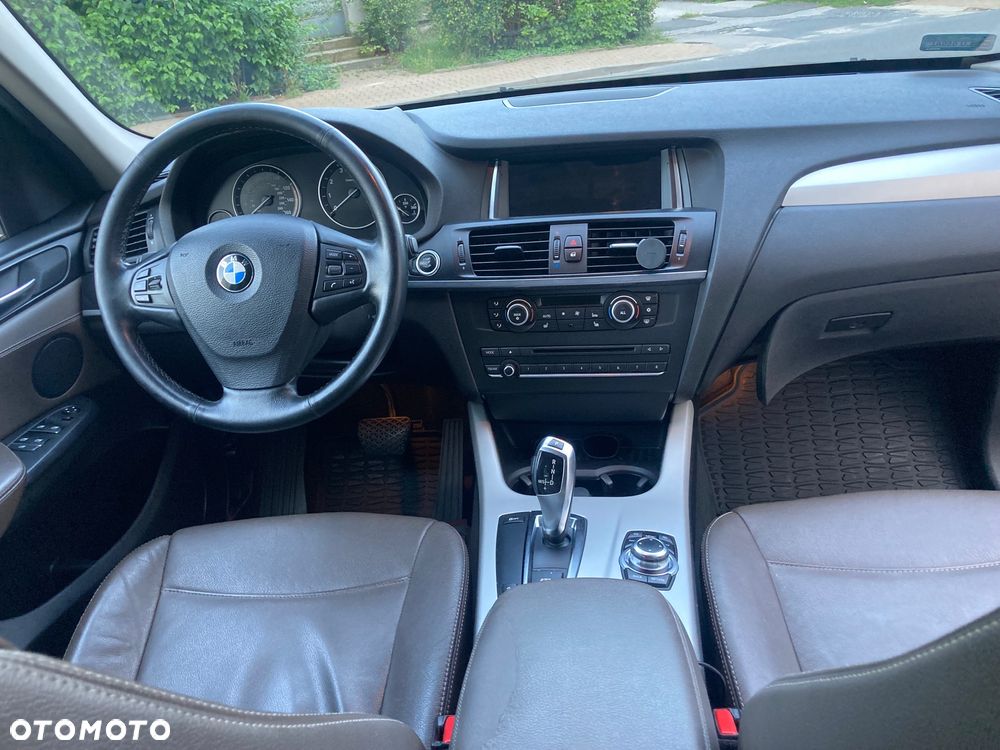 BMW X3 xDrive28i - 10