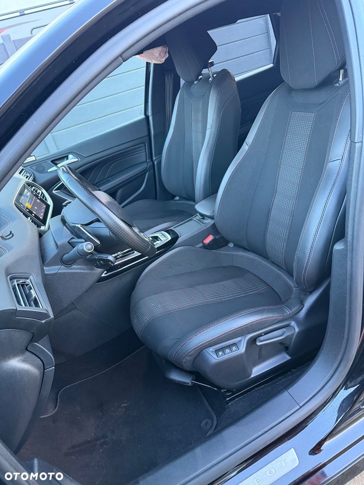 Peugeot 308 PureTech 130 GPF EAT8 Stop & Start GT Pack - 35