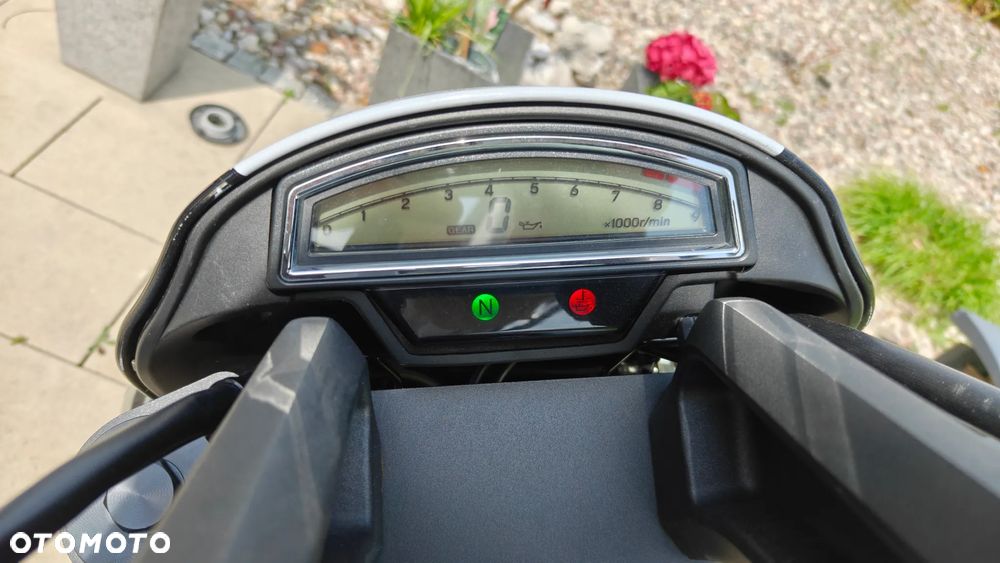 Suzuki Boulevard - 7