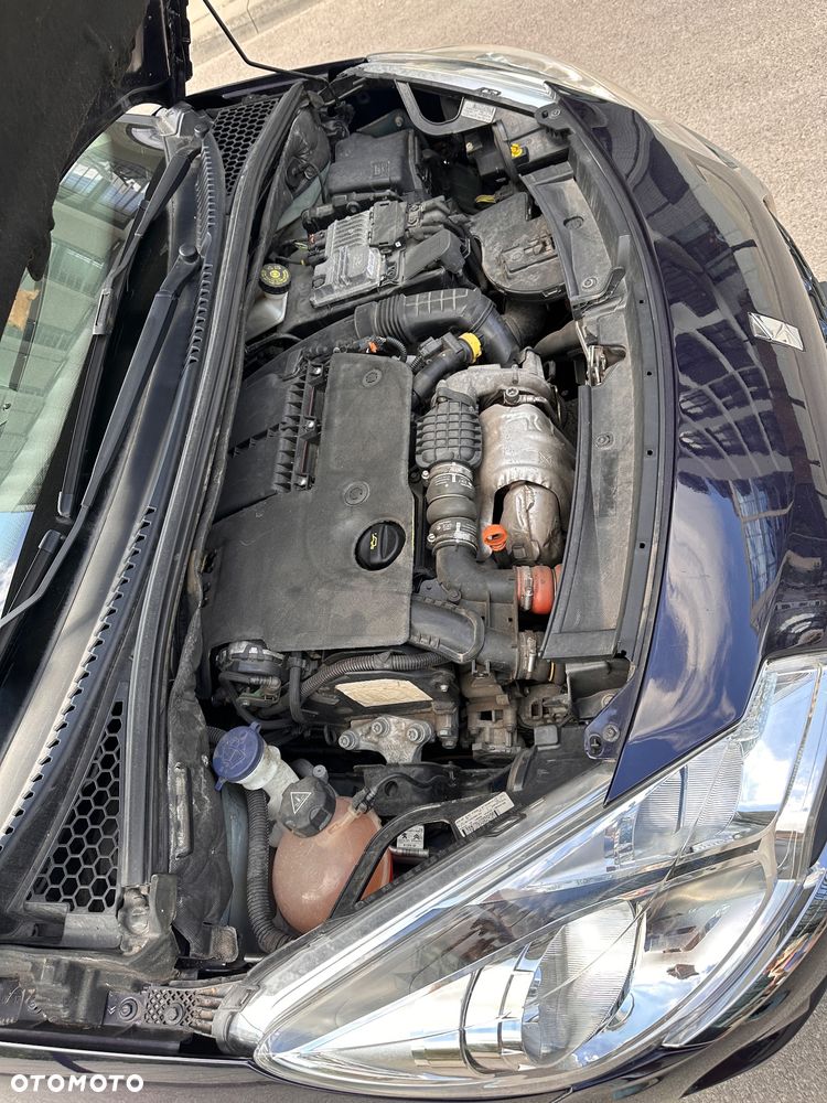 DS Automobiles DS 3 - 6