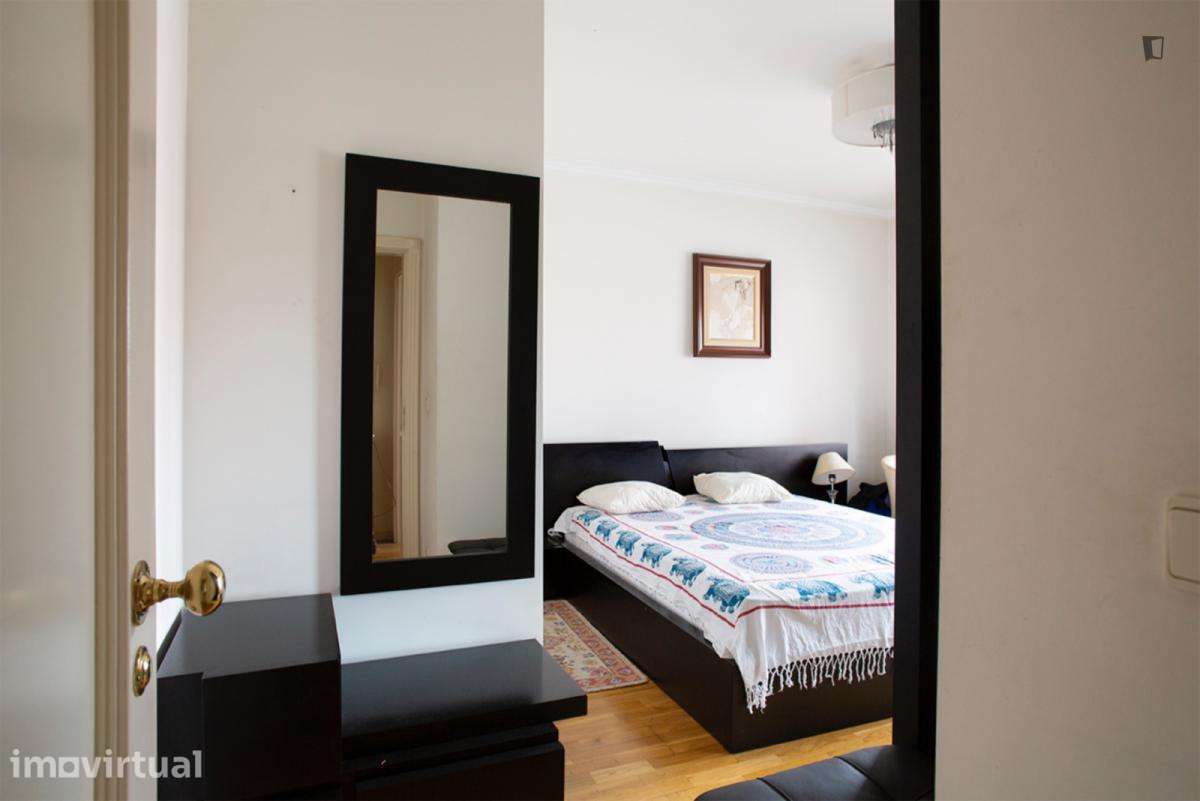 Quarto - localizado em Sete Rios Lisbon - Grande imagem: 5/13