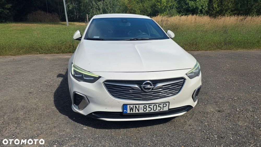 Opel Insignia - 2