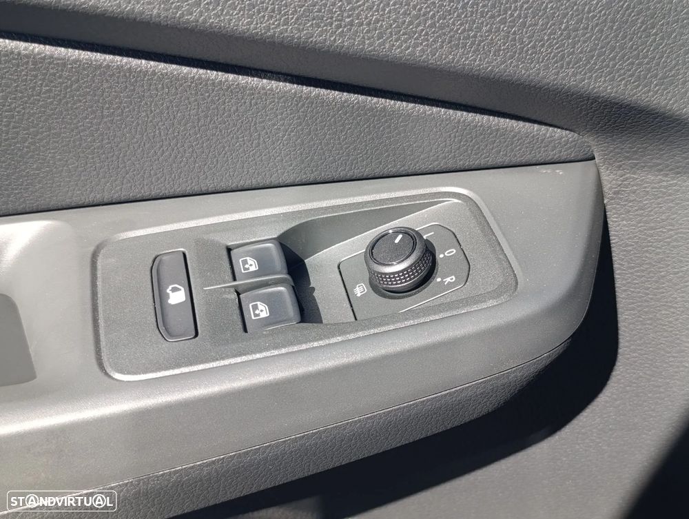 Ford TRANSIT CONNECT VAN TREND L2 N1 1.5 PHEV - 19