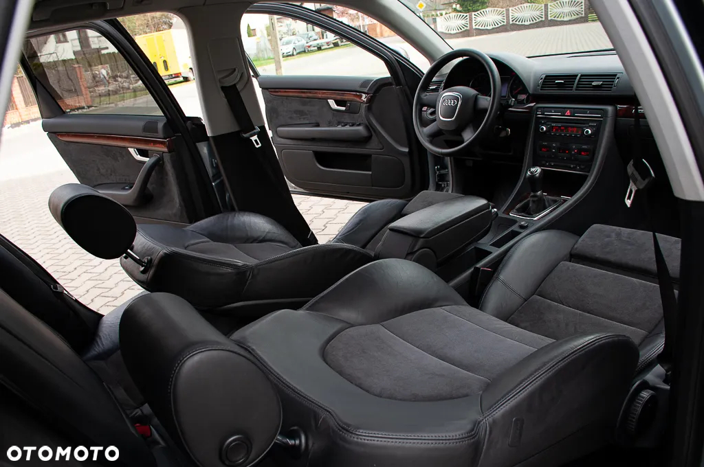 Audi A4 Avant 1.8T Quattro - 27