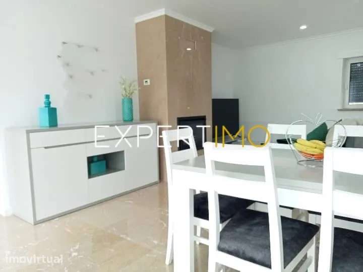 Moradia T2 São Bento, Porto de Mós, Leiria com design moderno - Grande imagem: 3/33